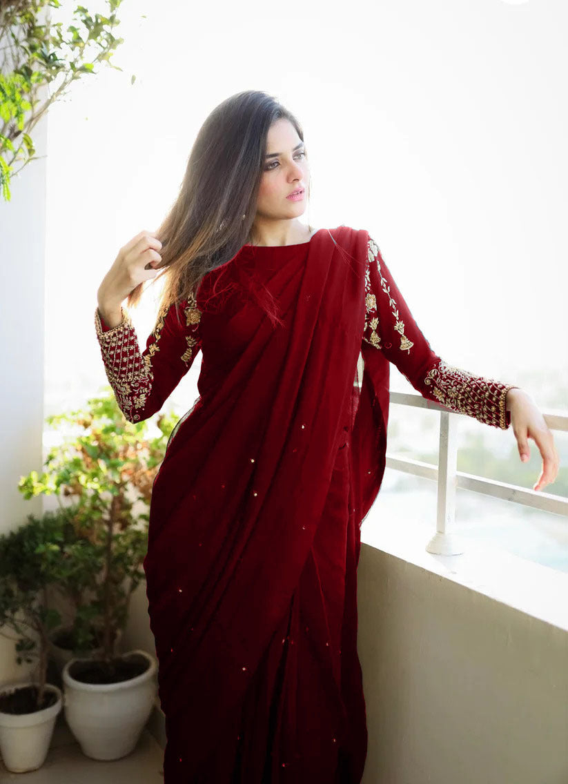 Multi-Sequence Blouse & Pearl Attached Saree Set