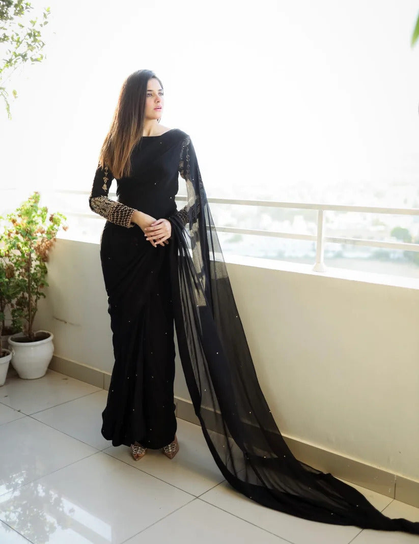 Multi-Sequence Blouse & Pearl Attached Saree Set