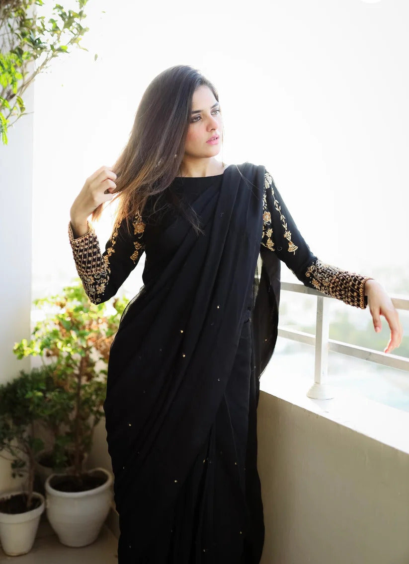 Multi-Sequence Blouse & Pearl Attached Saree Set