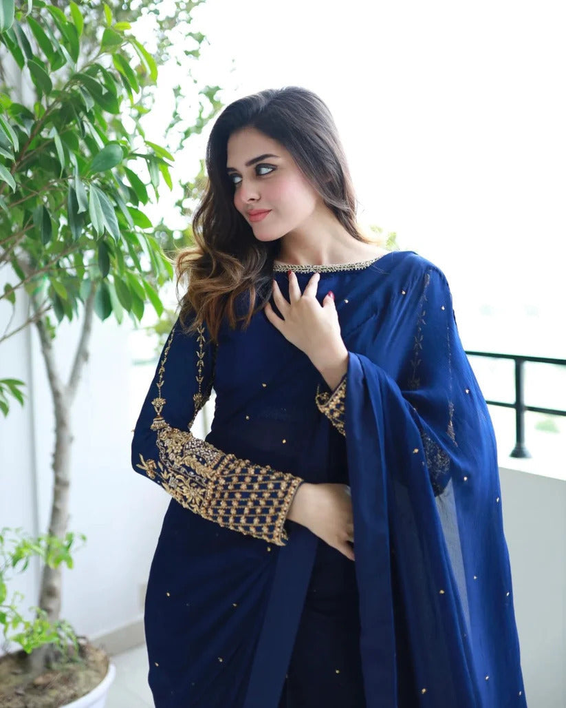 Multi-Sequence Blouse & Pearl Attached Saree Set